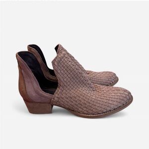 Woven Leather Ankle Boots Very Volatile LA Pointed Toe Sz 7 low cut